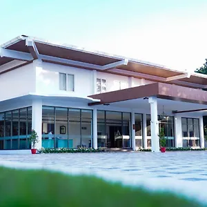 Ark And Convention Centre Mundur